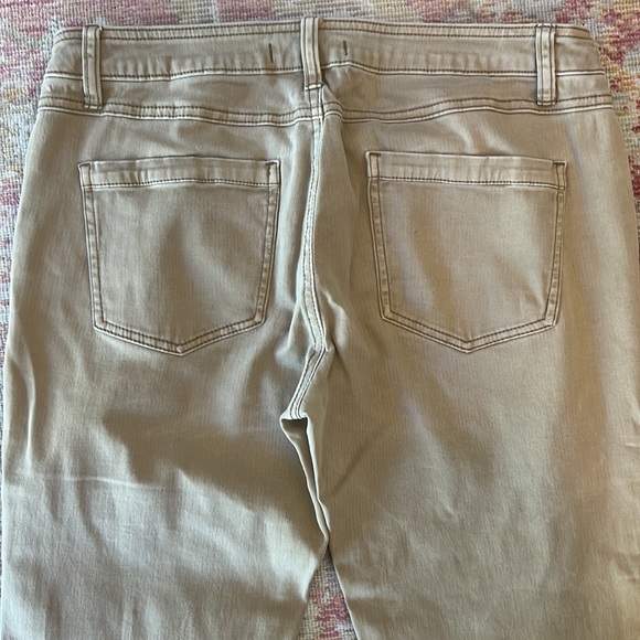 Free People Patch Jeans - Picture 8 of 8